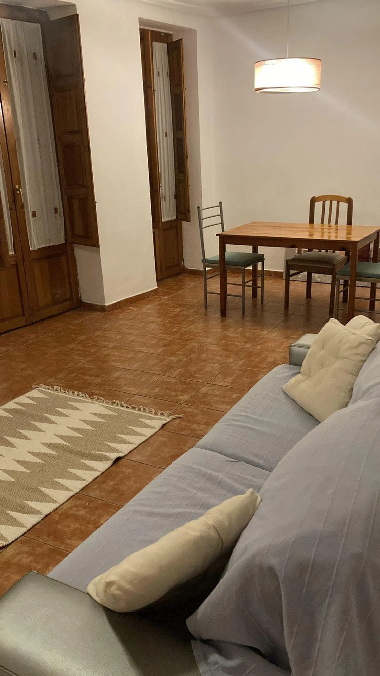 Piso en calle de les Illes Canàries, 215 - Foto 2