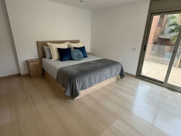 Casa independiente en calle Eramprunyà, 35 - Foto 9