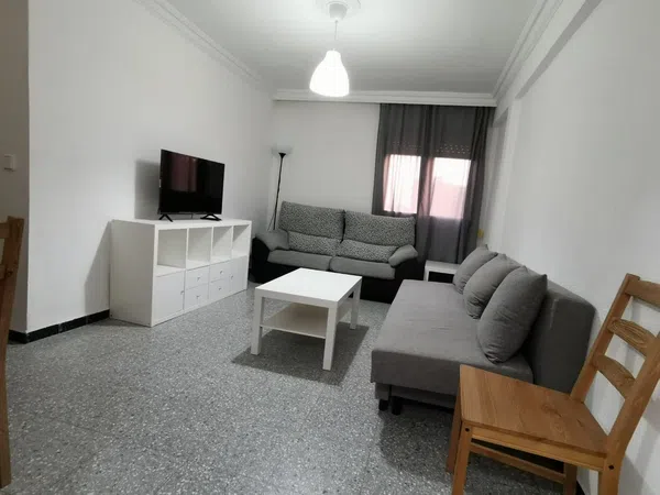 Piso en Calle Maestro Arrieta, 13, Ronda de Triana-Patrocinio-Turruñuelo - Foto 1