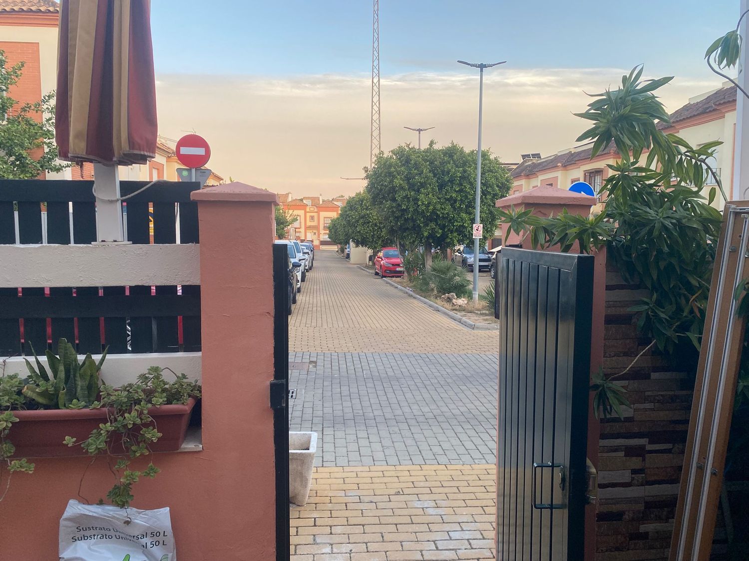 Chalet adosado en Pasaje Francisco Delicado, 35, Arco norte - Avda España, Arco norte - Avda España - Foto 2