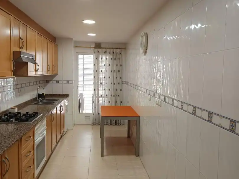 Piso en  Carrer Veterinari Josep Corella 22 - Foto 4