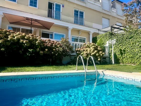 Chalet pareado en Conde Orgaz-Piovera, Conde Orgaz-Piovera - Foto 1