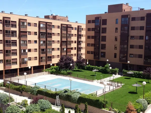 Piso en calle Deyanira, 59