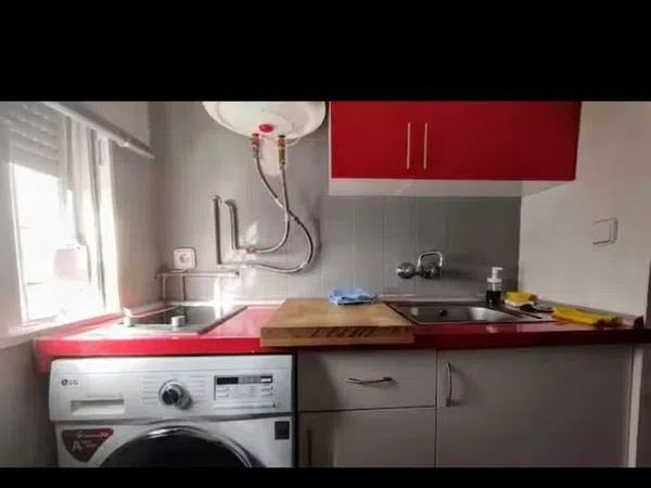 Piso en Medina y Galnares, 2, San Jerónimo - Foto 2