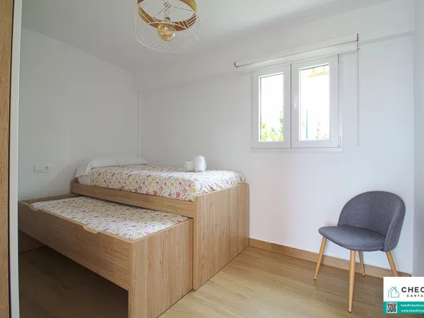 Piso en Urbanización puerta de Comillas s/n - Foto 18