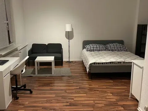 Piso en calle de Colombia, 21