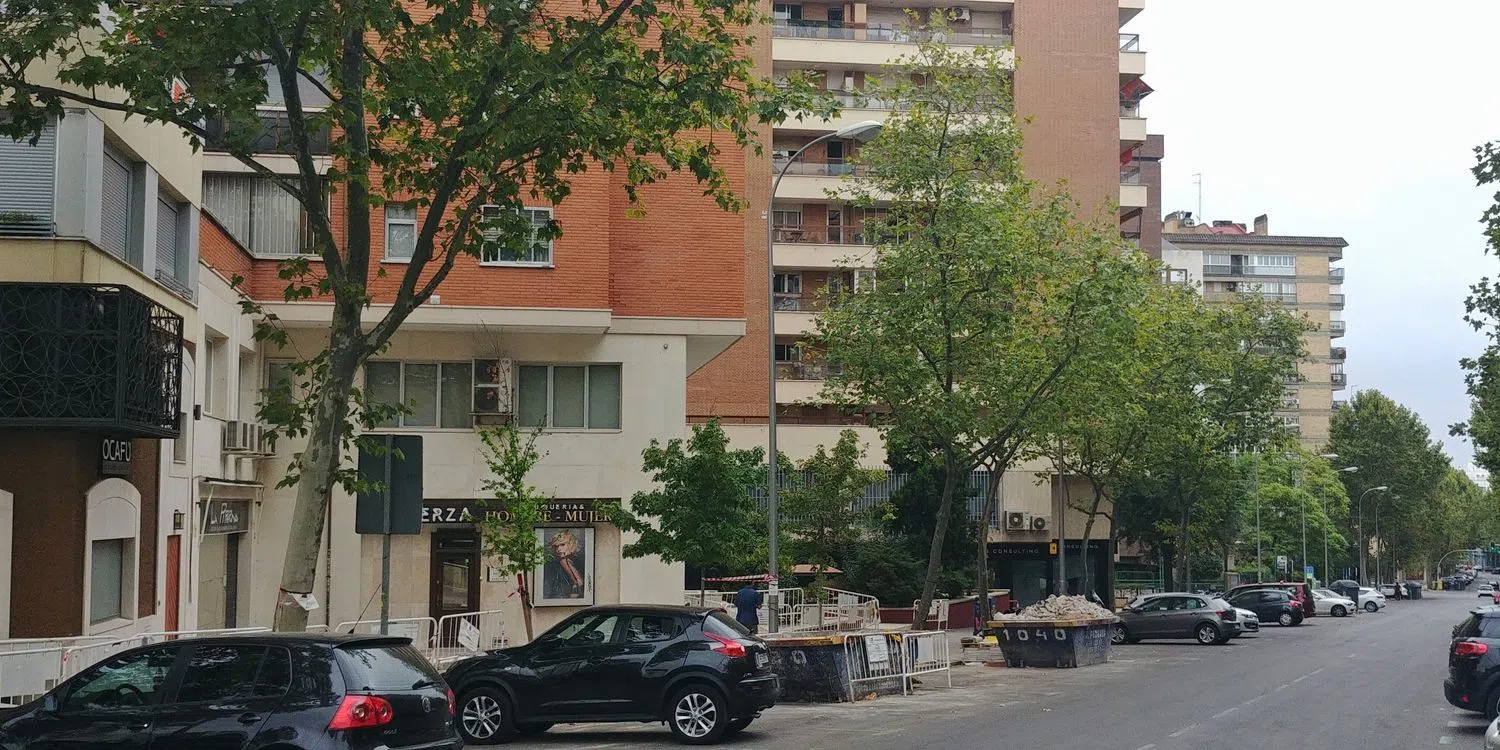 Piso en calle de la Infanta Mercedes, 96 - Foto 24