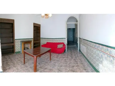 Casa adosada en  Carrer de Jovellanos 1 - Foto 7