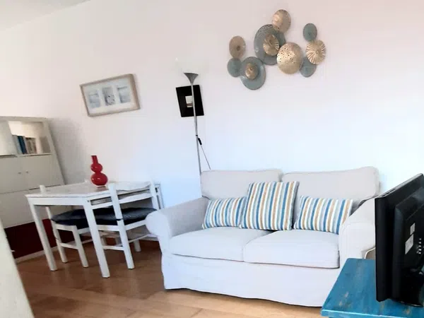 Estudio en calle Monte de Sancha, 31
