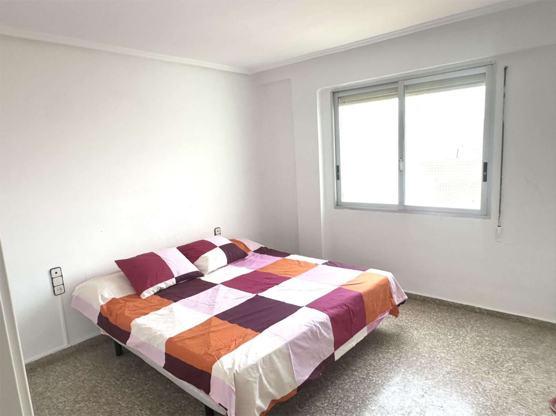 Piso en  Avinguda de la Malva-Rosa 66 - Foto 3