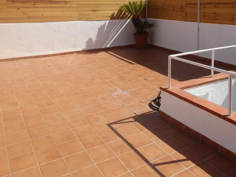 Piso en calle de Menorca, 54