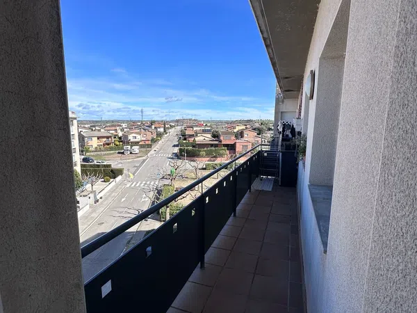 Piso en Avenida Francesc Macià, 50 - Foto 2