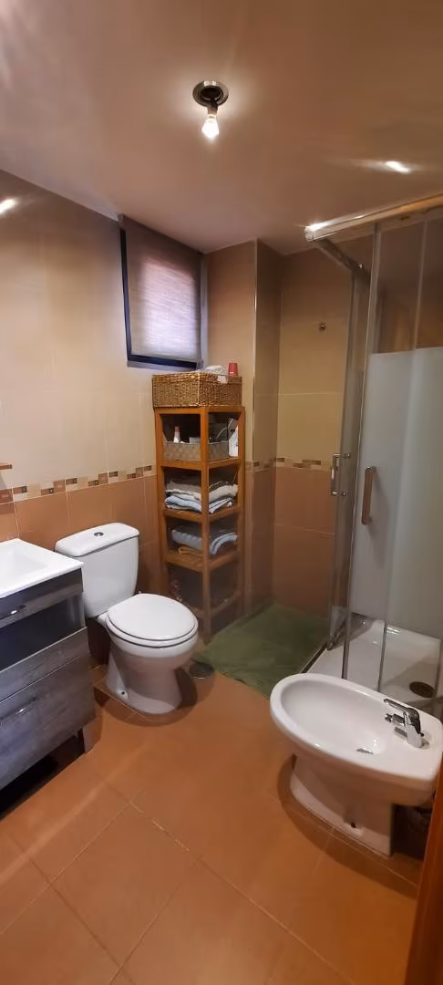 Piso en  Avenida 3 de Abril de 1979 1 - Foto 18