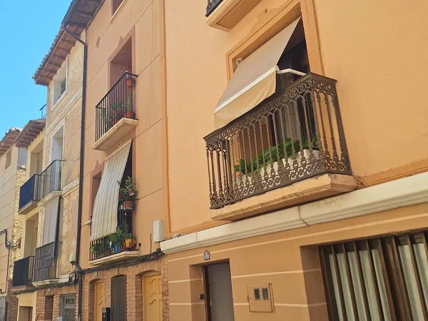 Casa de pueblo en Calle Martín Cereceda, 27 - Foto 2