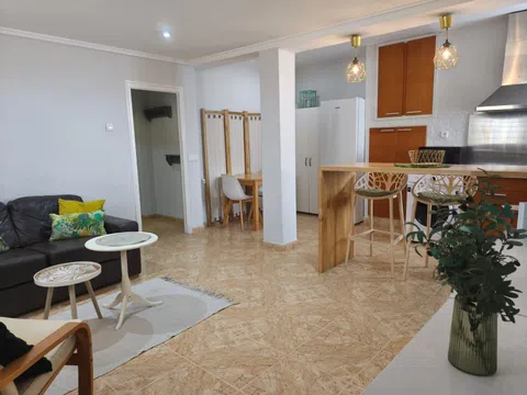 Piso en calle de la Democràcia, 11