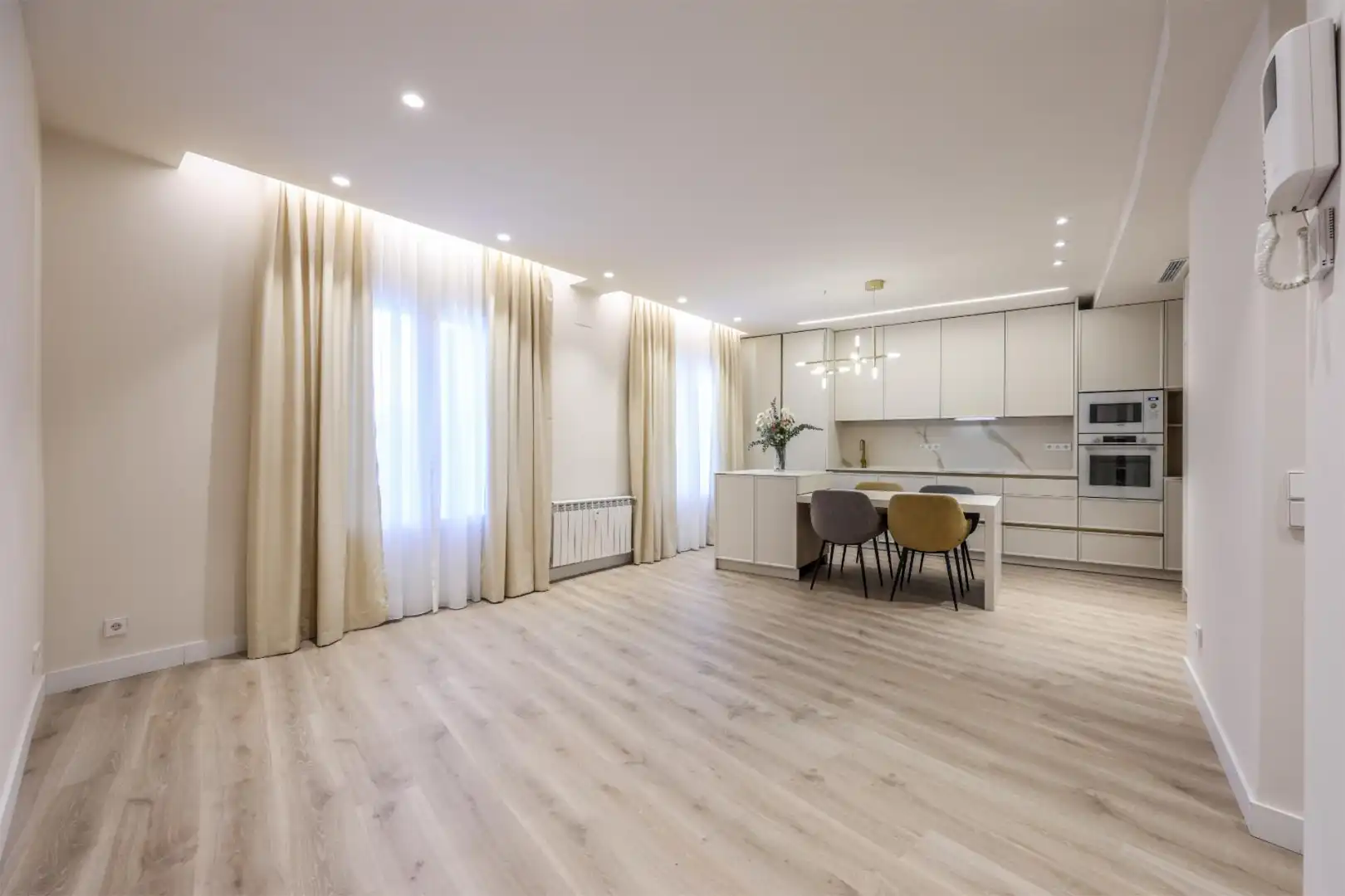 Piso en  Plaza de Manuel Becerra 15 - Foto 3