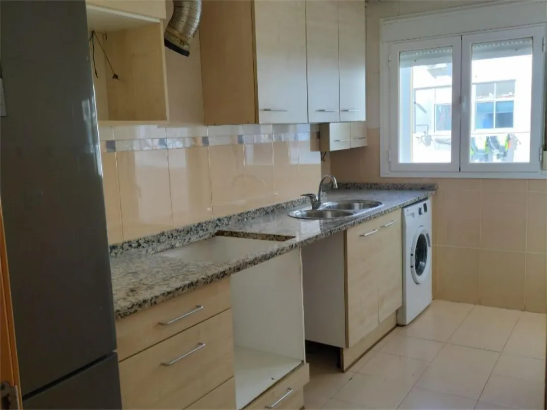 Piso en  Calle de Antonio Maura 25 - Foto 9