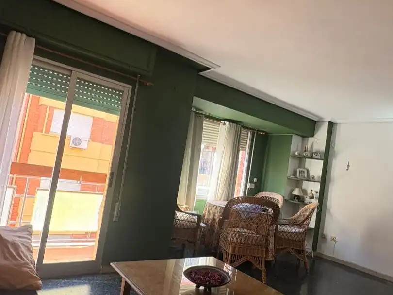 Piso en  Carrer del Pintor Zariñena 16 - Foto 4