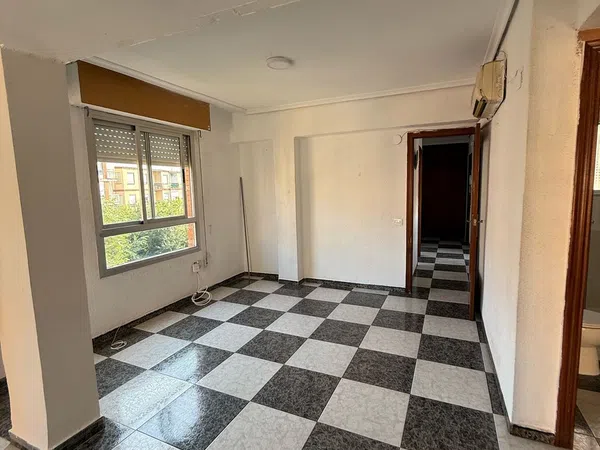 Piso en Calle dels Germans Vilafañe, 8, Zona Plaza Donoso Cortés - Avda Magdalena - Foto 17