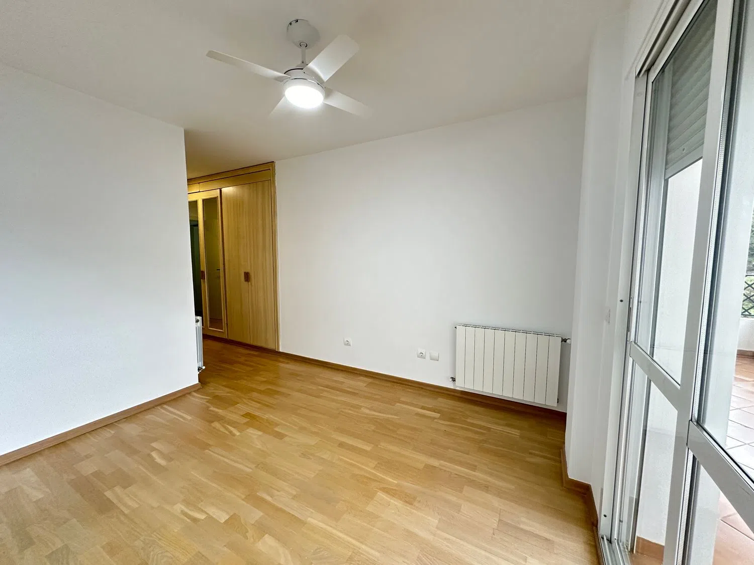 Piso en calle Meridiana, 73 - Foto 3