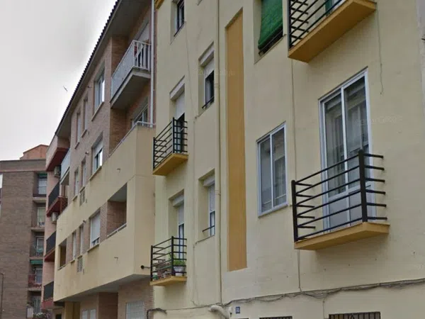 Piso en calle del Tenor Gayarre, 35 - Foto 1