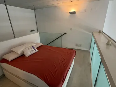 Piso en  Carrer de la Creu Roja - Foto 19