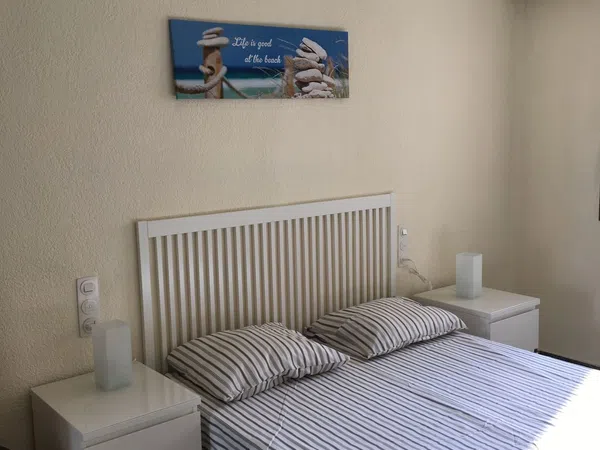 Piso en calle del Doctor Rodríguez Fornos, 7