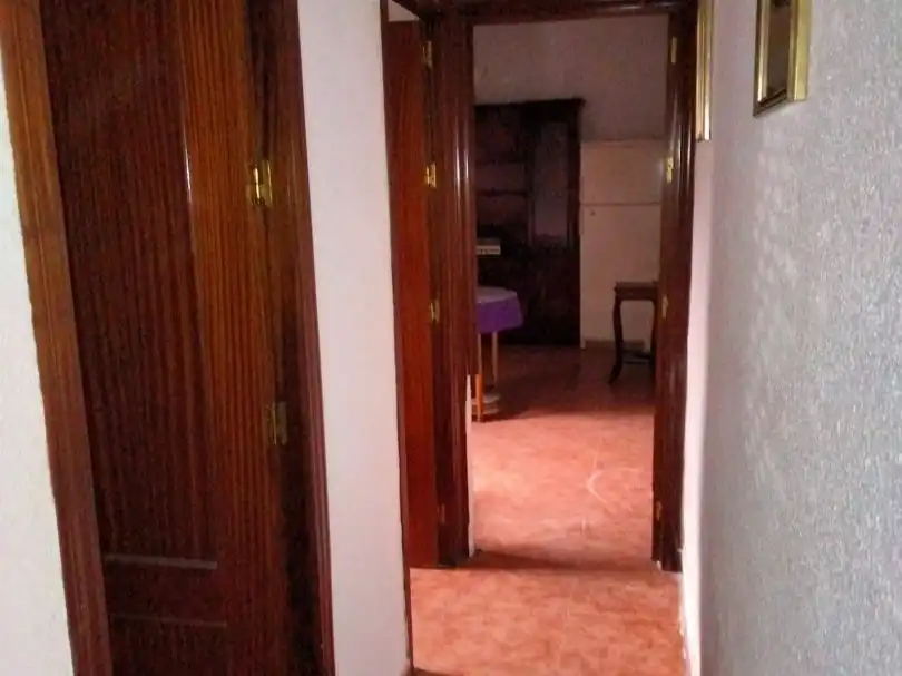 Casa adosada en  Avenida de los Almogávares 36 - Foto 7