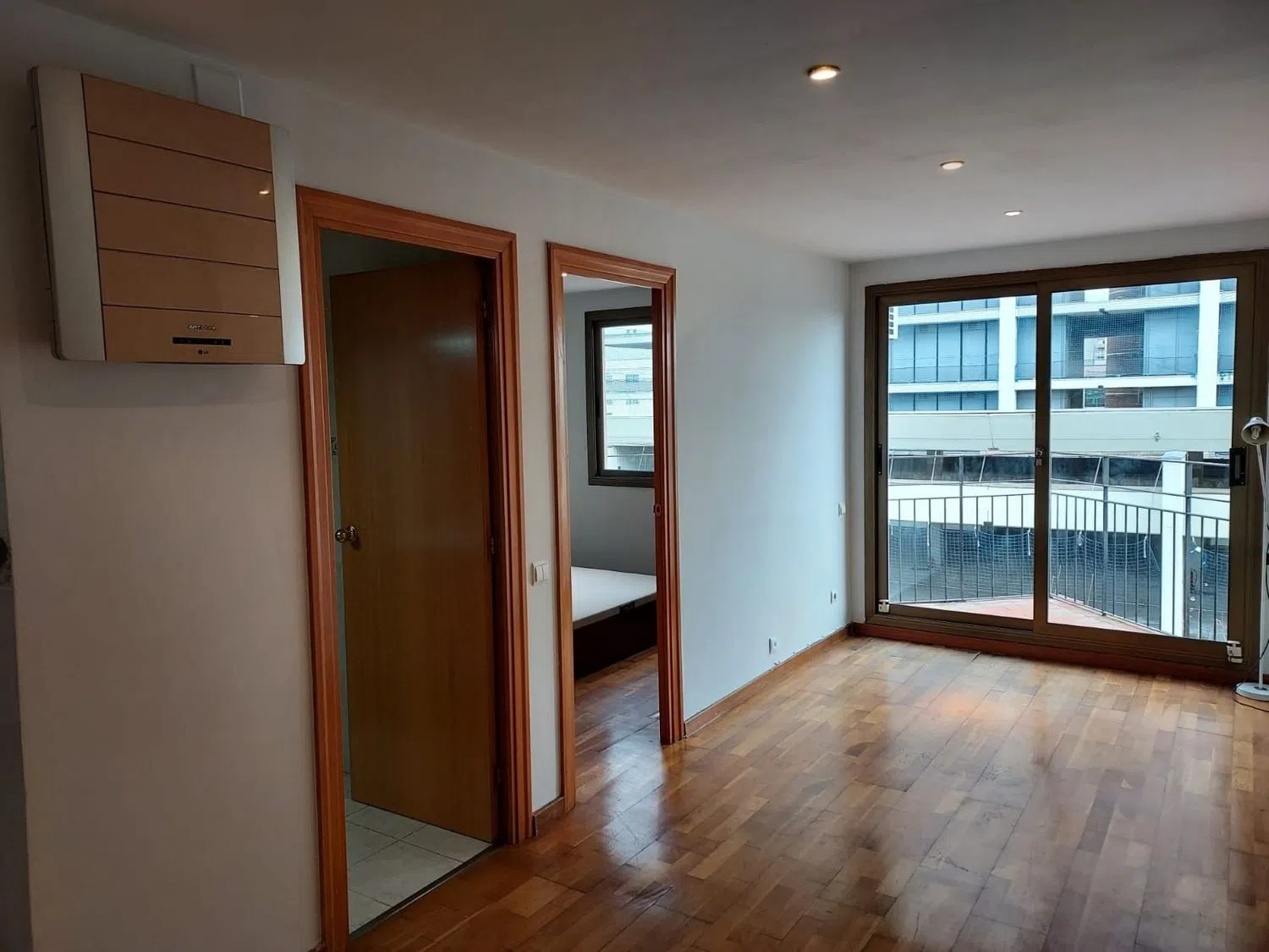 Piso en calle de Vila i Vilà, 49 - Foto 3