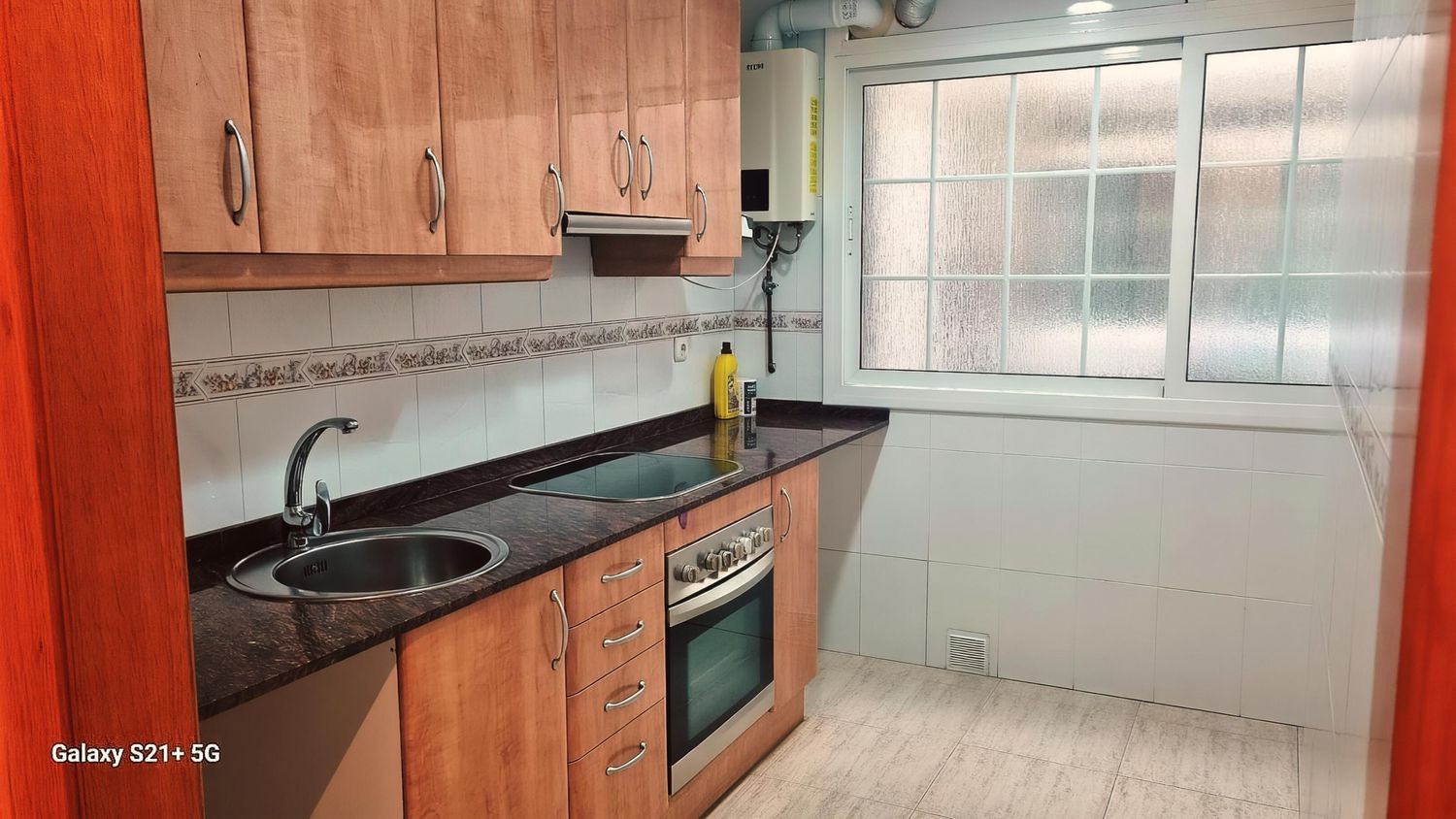 Piso en calle de la Independència, 144 - Foto 1