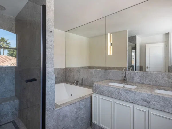 Casa independiente en calle 24, 514 - Foto 24