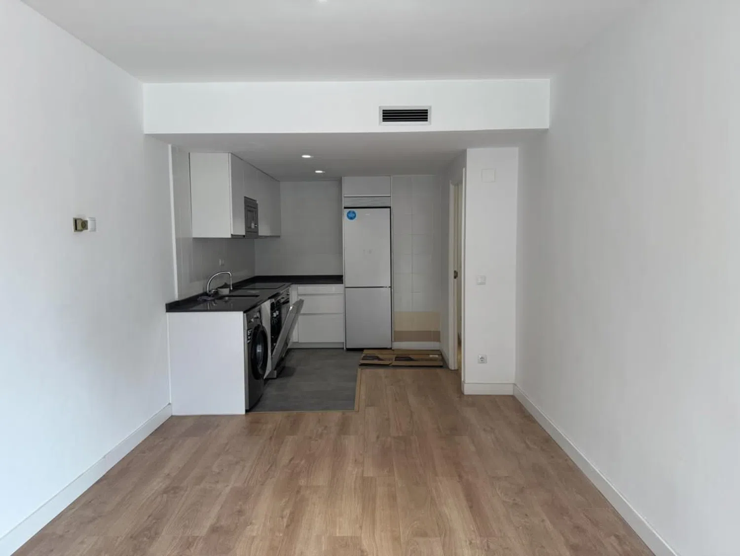 Piso en avenida de Cesáreo Alierta, 23 - Foto 4