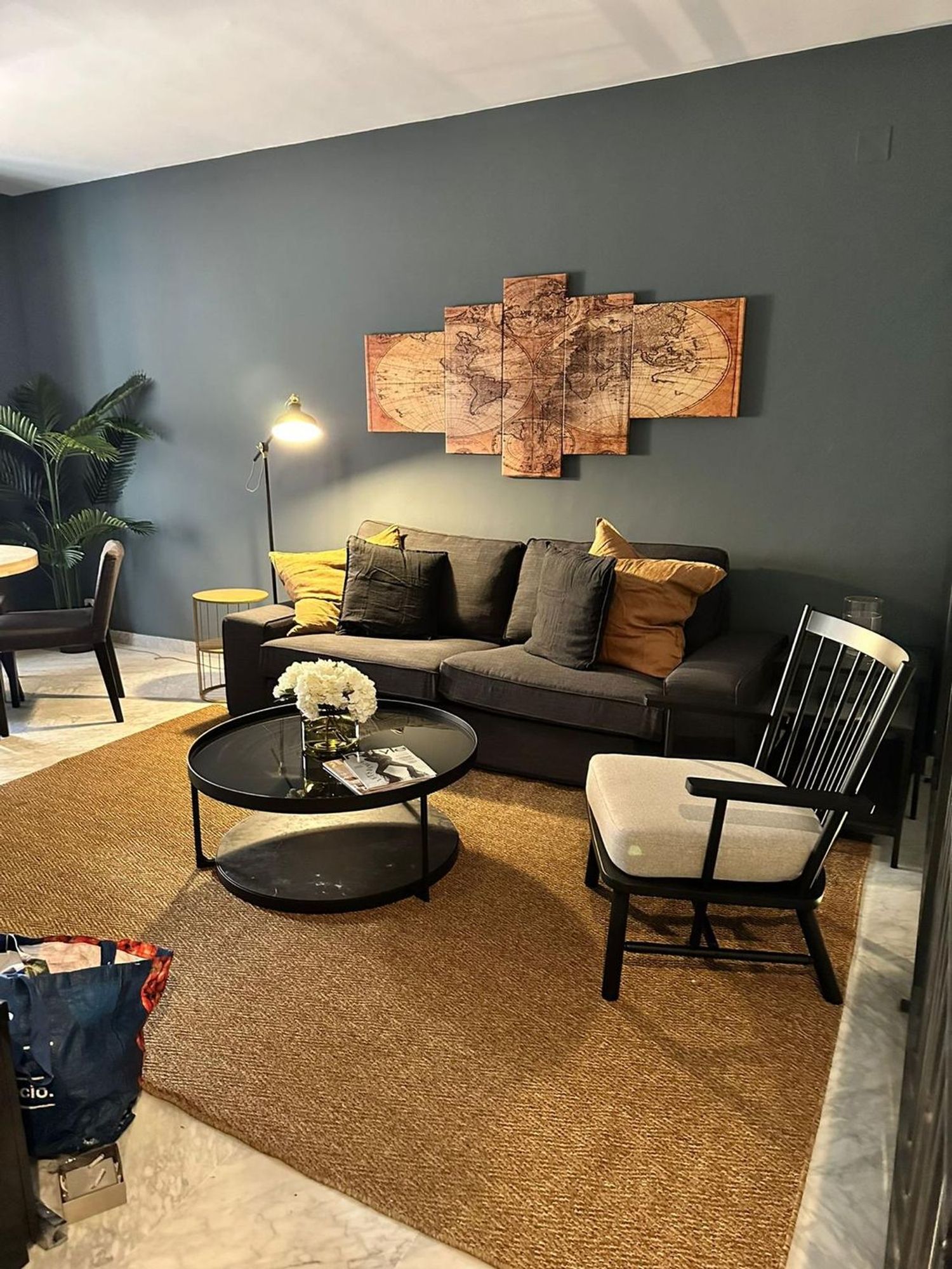 Piso en plaza la Legión, 3