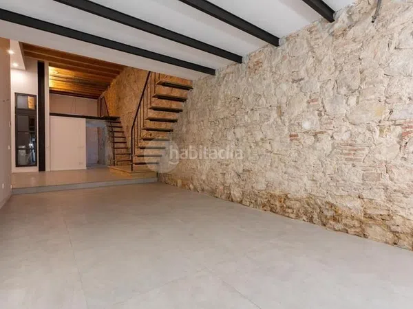 Local en calle de Còrsega, 401