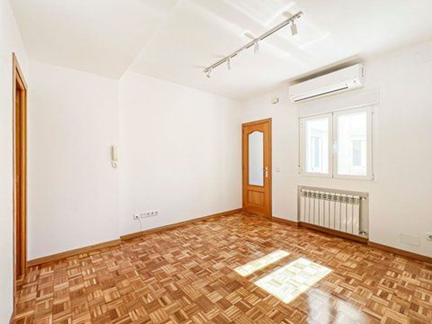 Piso en calle de la Constancia, 24 - Foto 3