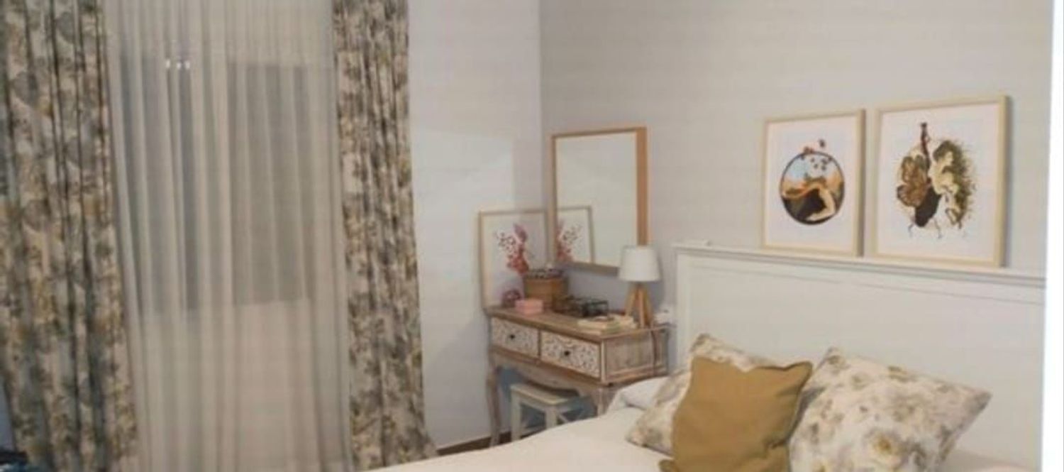 Chalet pareado en avenida Manuel Siurot, 67 - Foto 7