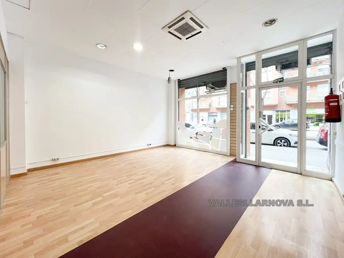 Local comercial en Mollet del Vallès - Foto 5