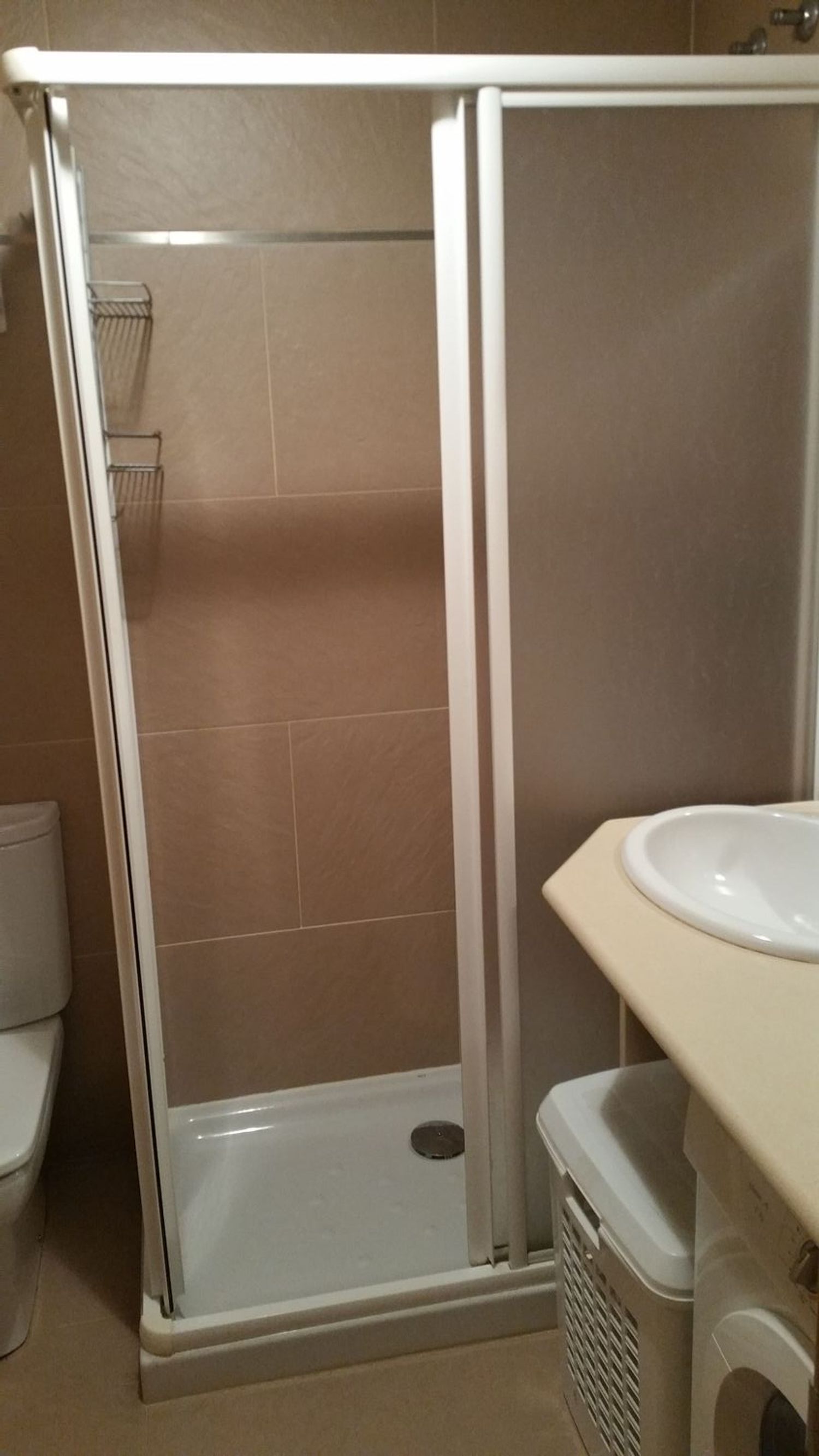 Estudio en calle da Ronda de Don Bosco, 52 - Foto 7