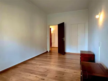 Piso en  Carrer de Juan Sebastián Elcano 65 - Foto 5