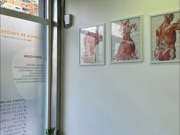 Clínica de fisioterapia en traspaso en Calle d'Almassora, 42 - Foto 4