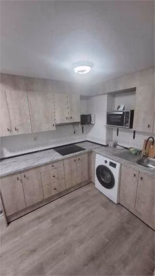 Piso en Las Delicias - Foto 4