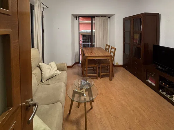 Piso en Barrio Santa Cruz - Alfalfa