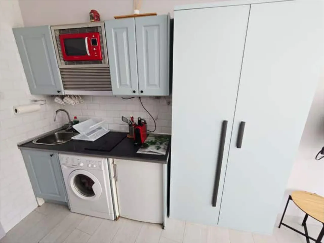 Estudio en HOTEL VICTORIA,H PRINCESA,MERCADONA - Foto 5