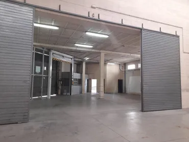 Nave Industrial en  Carrer dels Motors - Foto 2