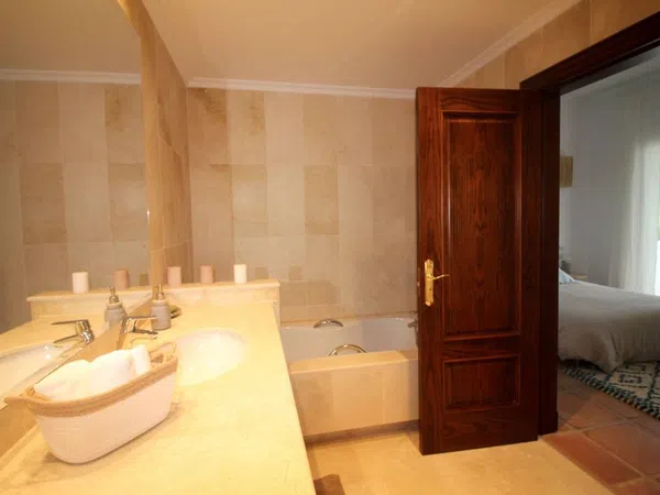 Chalet pareado en Terreno Sau, 10 h - Foto 17