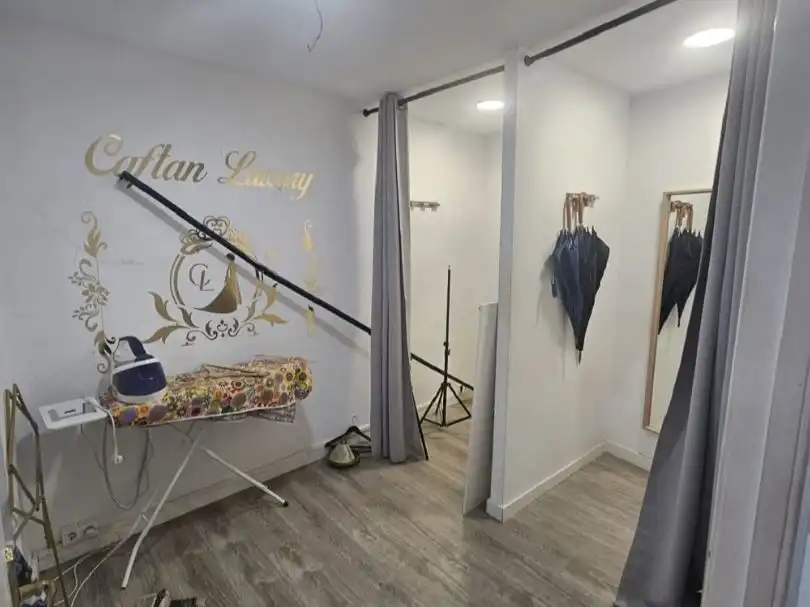 Local comercial en  Carrer Enginyer Moncunill 2 - Foto 3