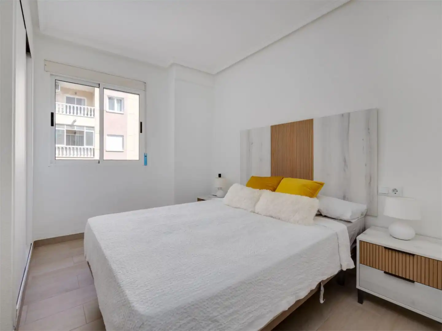 Piso en  Calle Villa Madrid 39 - Foto 4