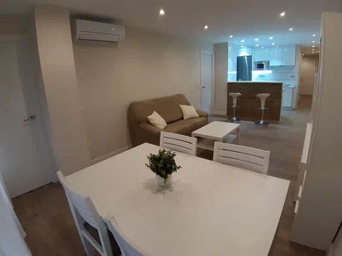 Piso en calle Armengual de la Mota, 23