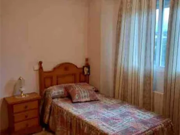 Casa adosada en Urbanización Lazarillo de Tormes - Foto 3