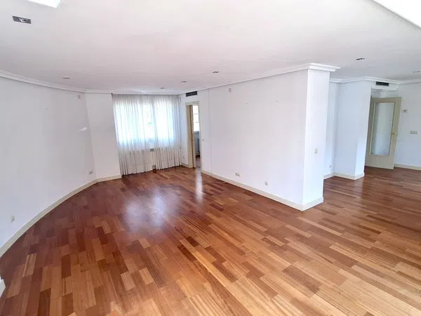Chalet pareado en Avenida Bellas Artes, Zona norte - Foto 5